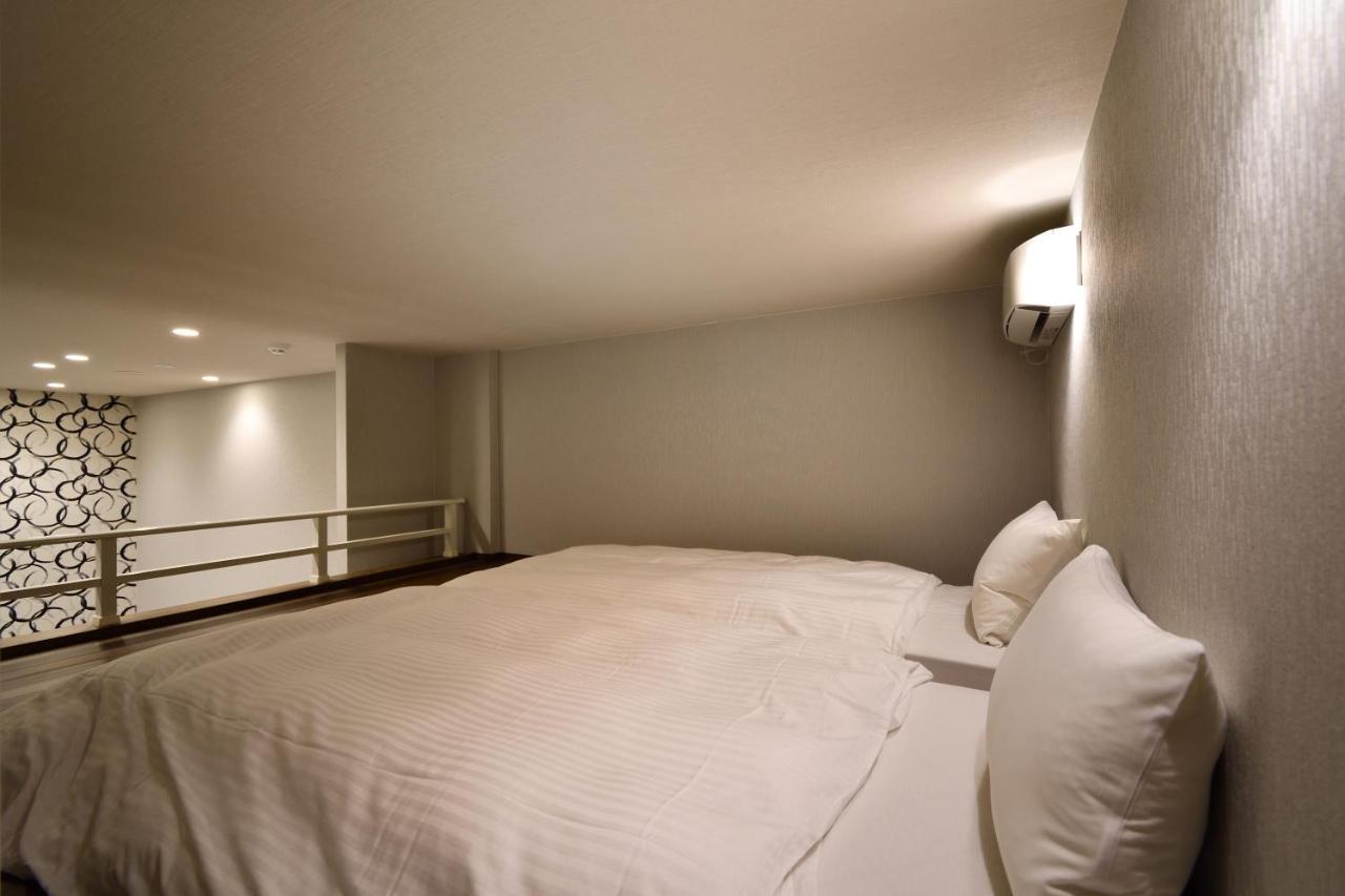 เดอะ เบรคฟาสต์ โฮเทล ฟุกุโอกะ นากาสึ Hotel ฟูกุโอกะ ภายนอก รูปภาพ
